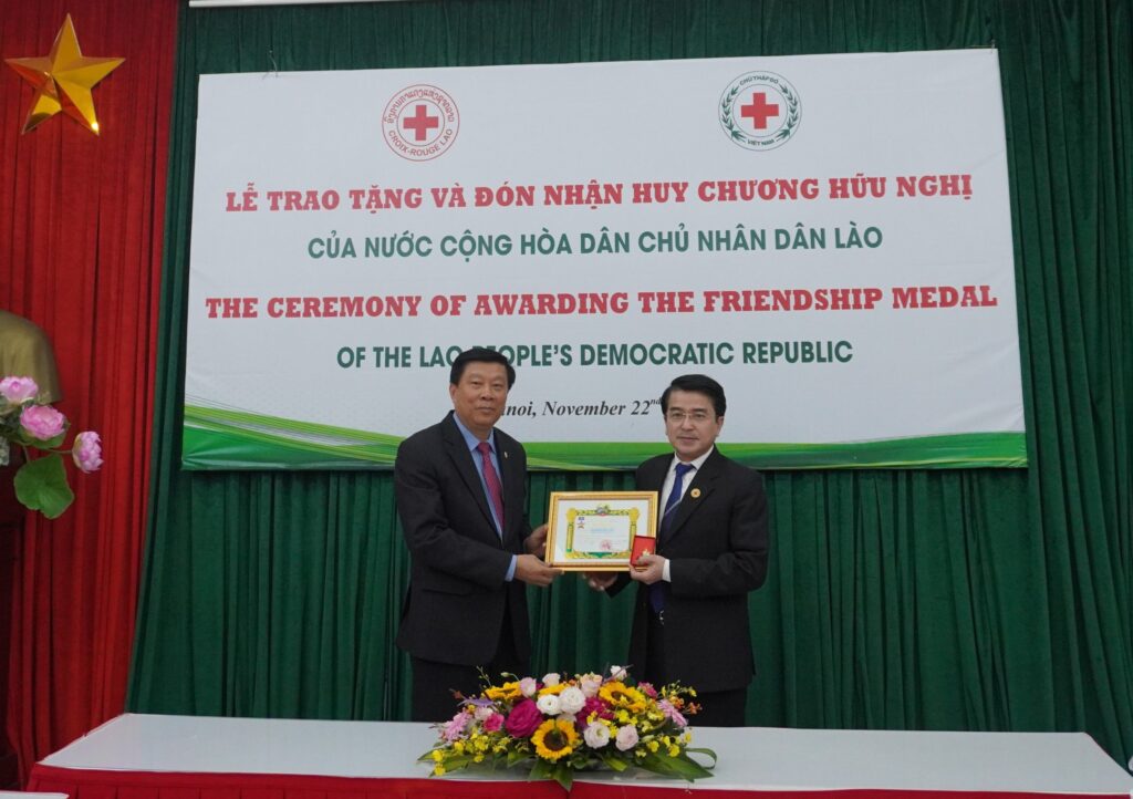 HỘI CHỮ THẬP ĐỎ VIỆT NAM