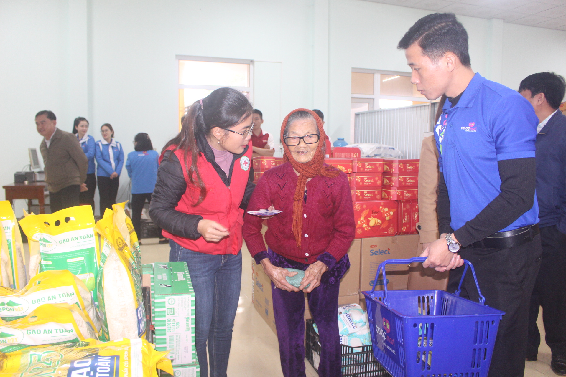HỘI CHỮ THẬP ĐỎ VIỆT NAM