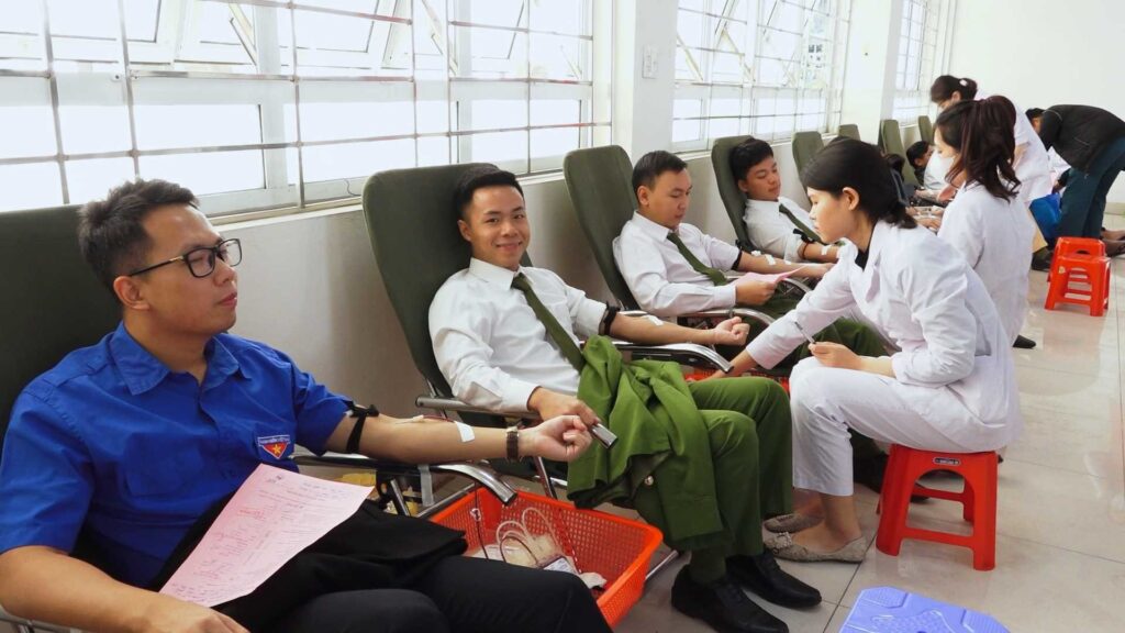 HỘI CHỮ THẬP ĐỎ VIỆT NAM