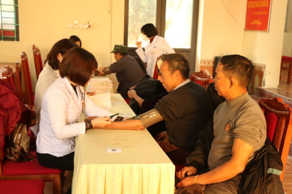 HỘI CHỮ THẬP ĐỎ VIỆT NAM