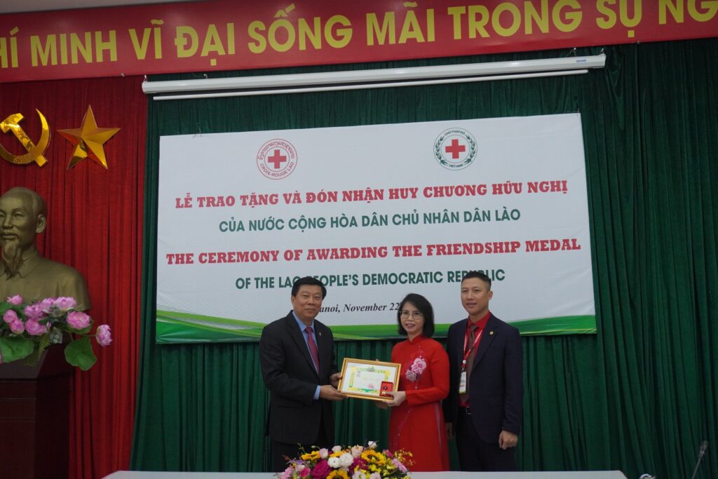 HỘI CHỮ THẬP ĐỎ VIỆT NAM