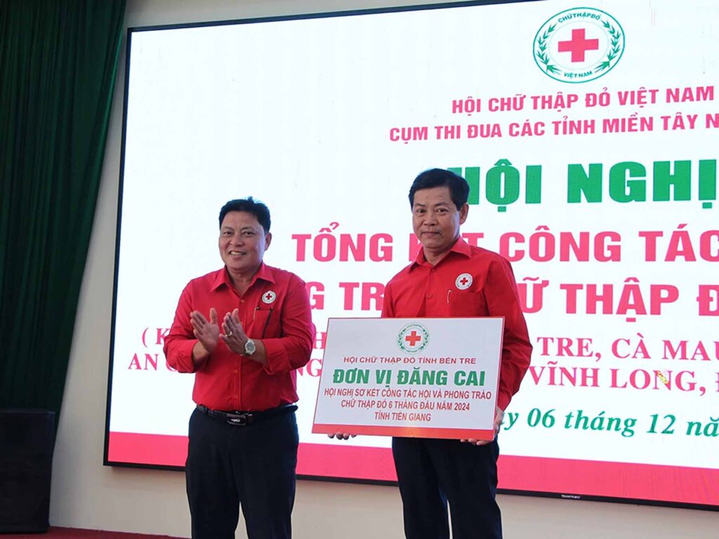 HỘI CHỮ THẬP ĐỎ VIỆT NAM