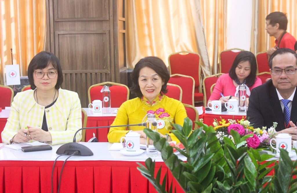 HỘI CHỮ THẬP ĐỎ VIỆT NAM