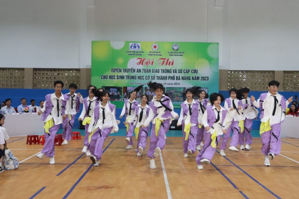 HỘI CHỮ THẬP ĐỎ VIỆT NAM