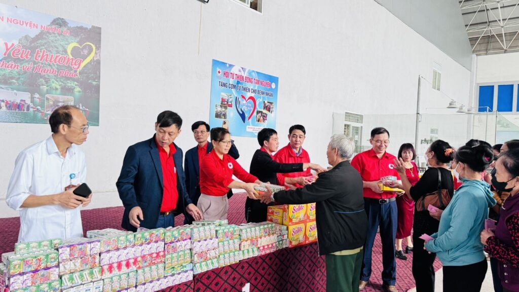 HỘI CHỮ THẬP ĐỎ VIỆT NAM