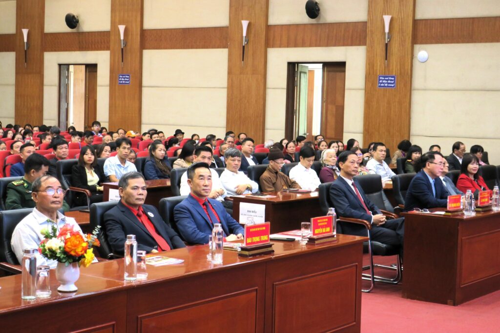 HỘI CHỮ THẬP ĐỎ VIỆT NAM