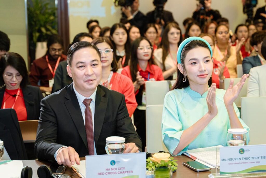 HỘI CHỮ THẬP ĐỎ VIỆT NAM