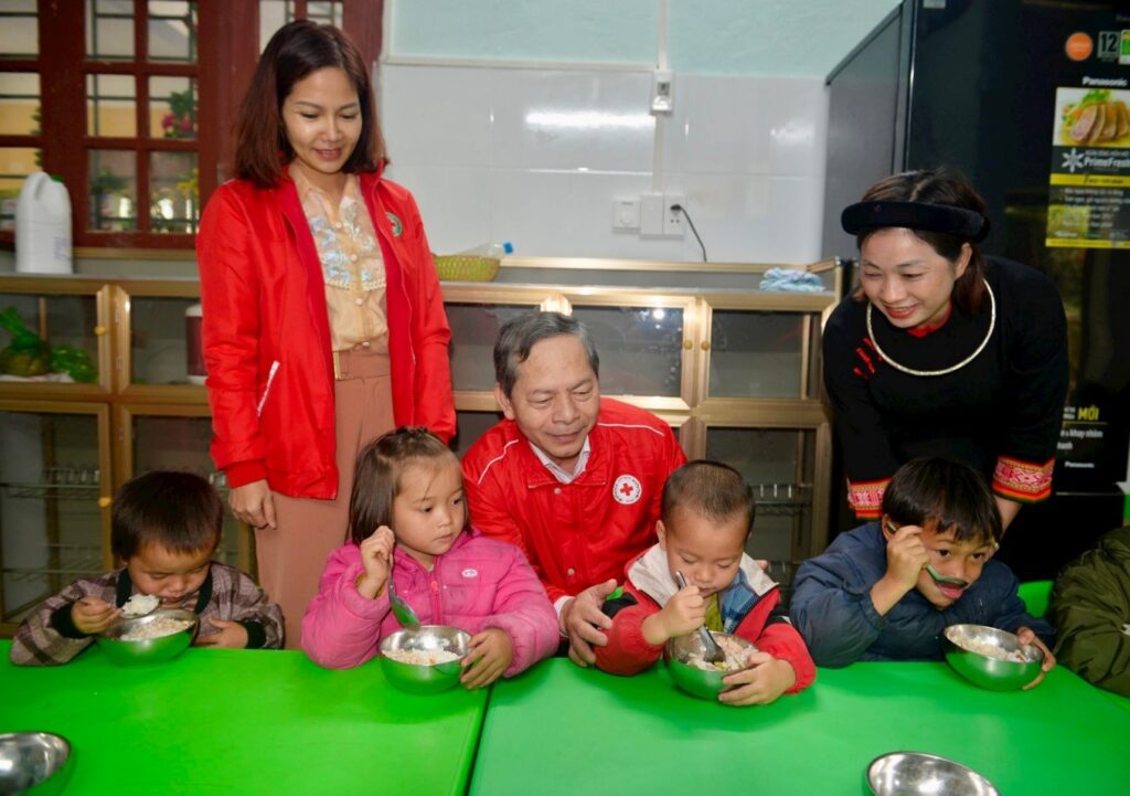 HỘI CHỮ THẬP ĐỎ VIỆT NAM