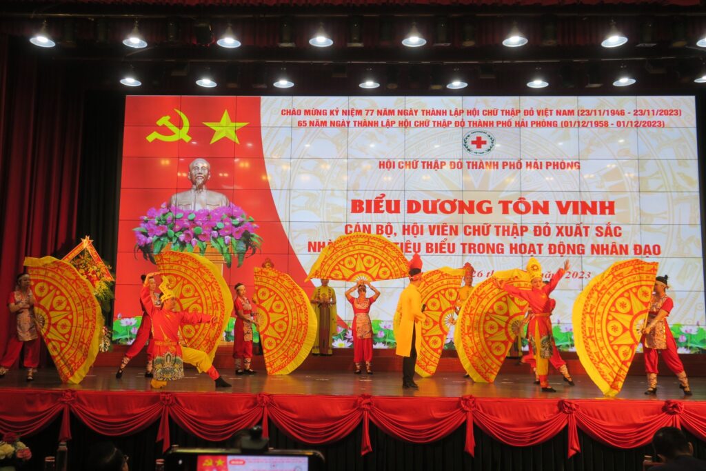 HỘI CHỮ THẬP ĐỎ VIỆT NAM