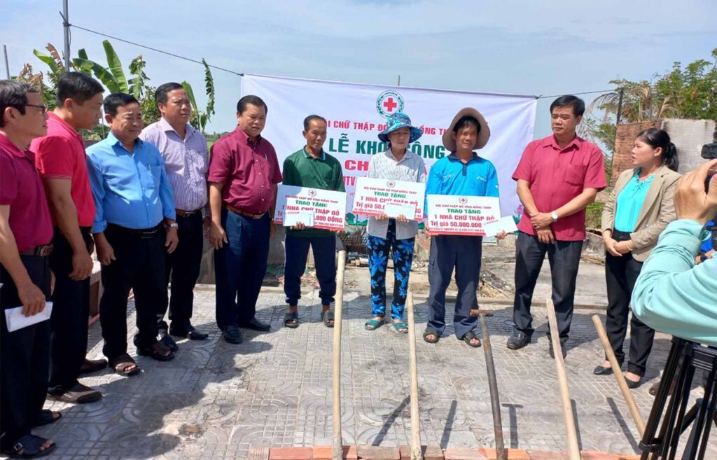 HỘI CHỮ THẬP ĐỎ VIỆT NAM