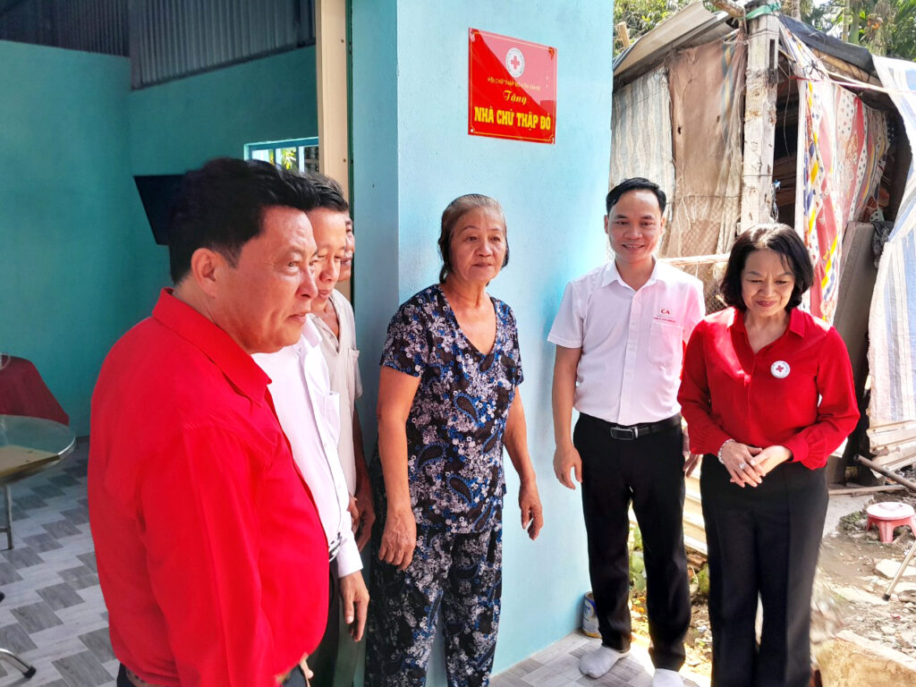 HỘI CHỮ THẬP ĐỎ VIỆT NAM