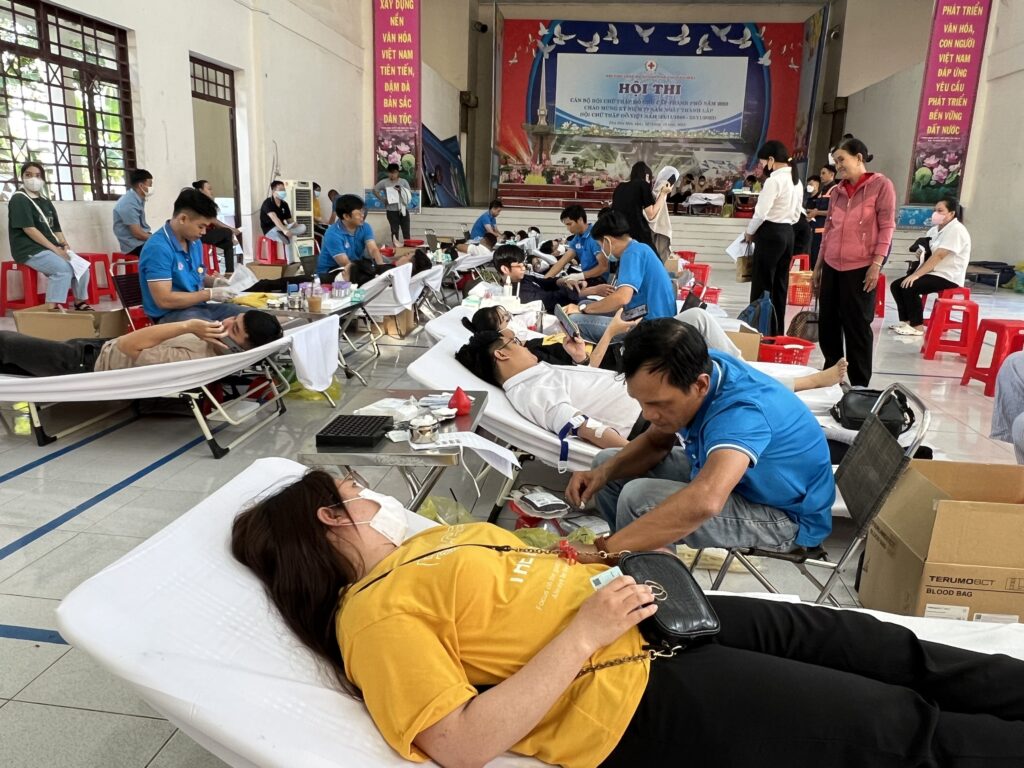 HỘI CHỮ THẬP ĐỎ VIỆT NAM