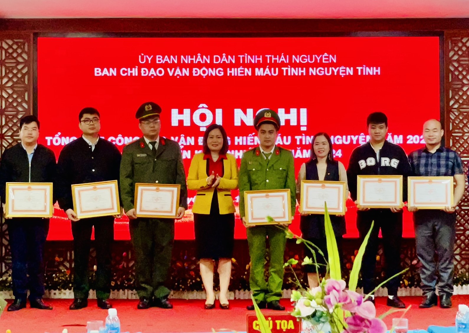 HỘI CHỮ THẬP ĐỎ VIỆT NAM