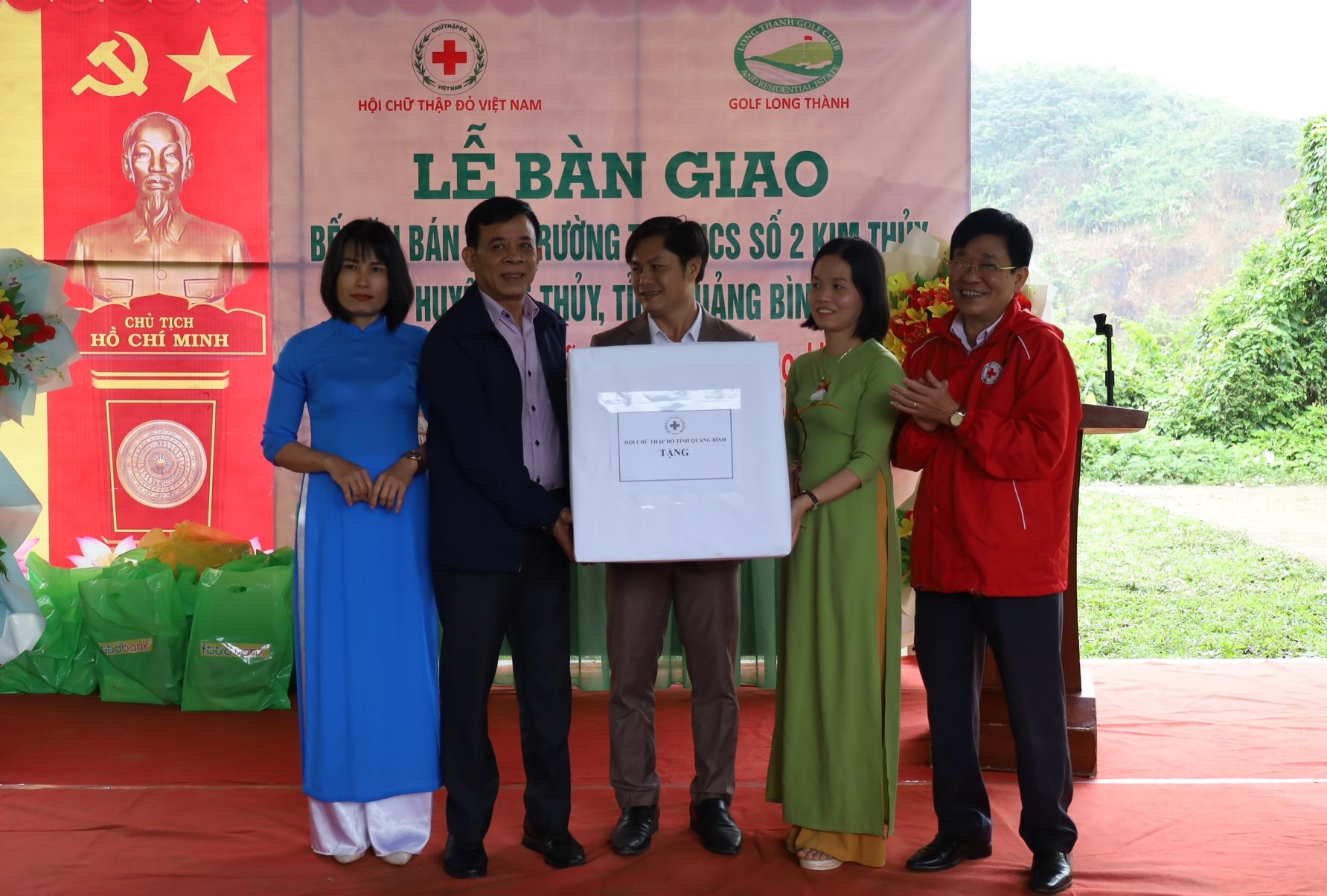 HỘI CHỮ THẬP ĐỎ VIỆT NAM
