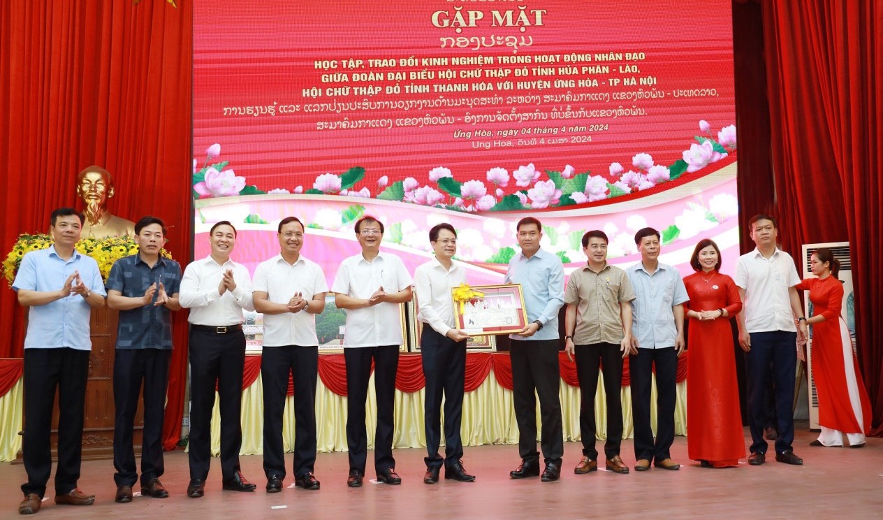 HỘI CHỮ THẬP ĐỎ VIỆT NAM