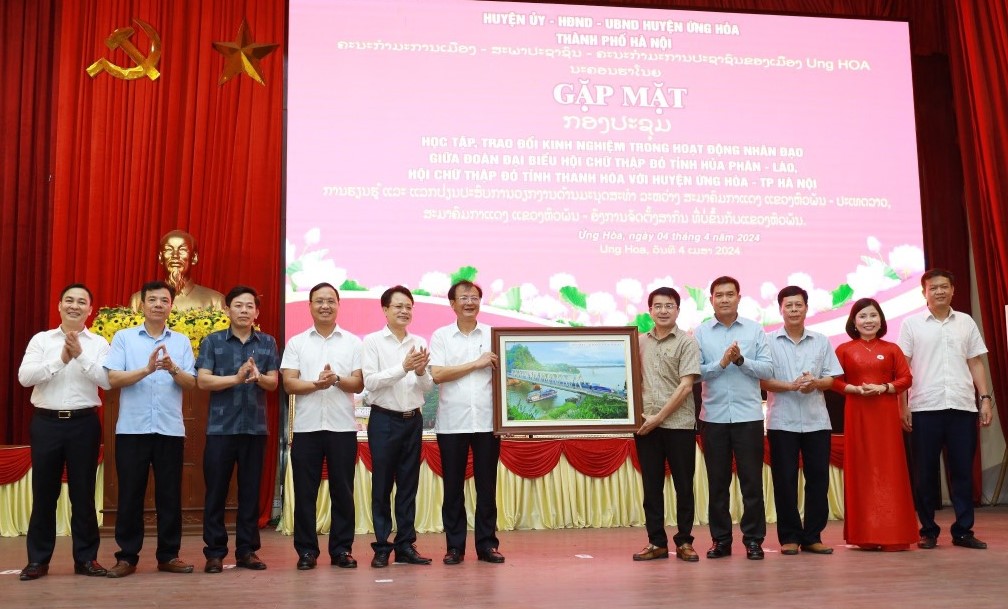 HỘI CHỮ THẬP ĐỎ VIỆT NAM