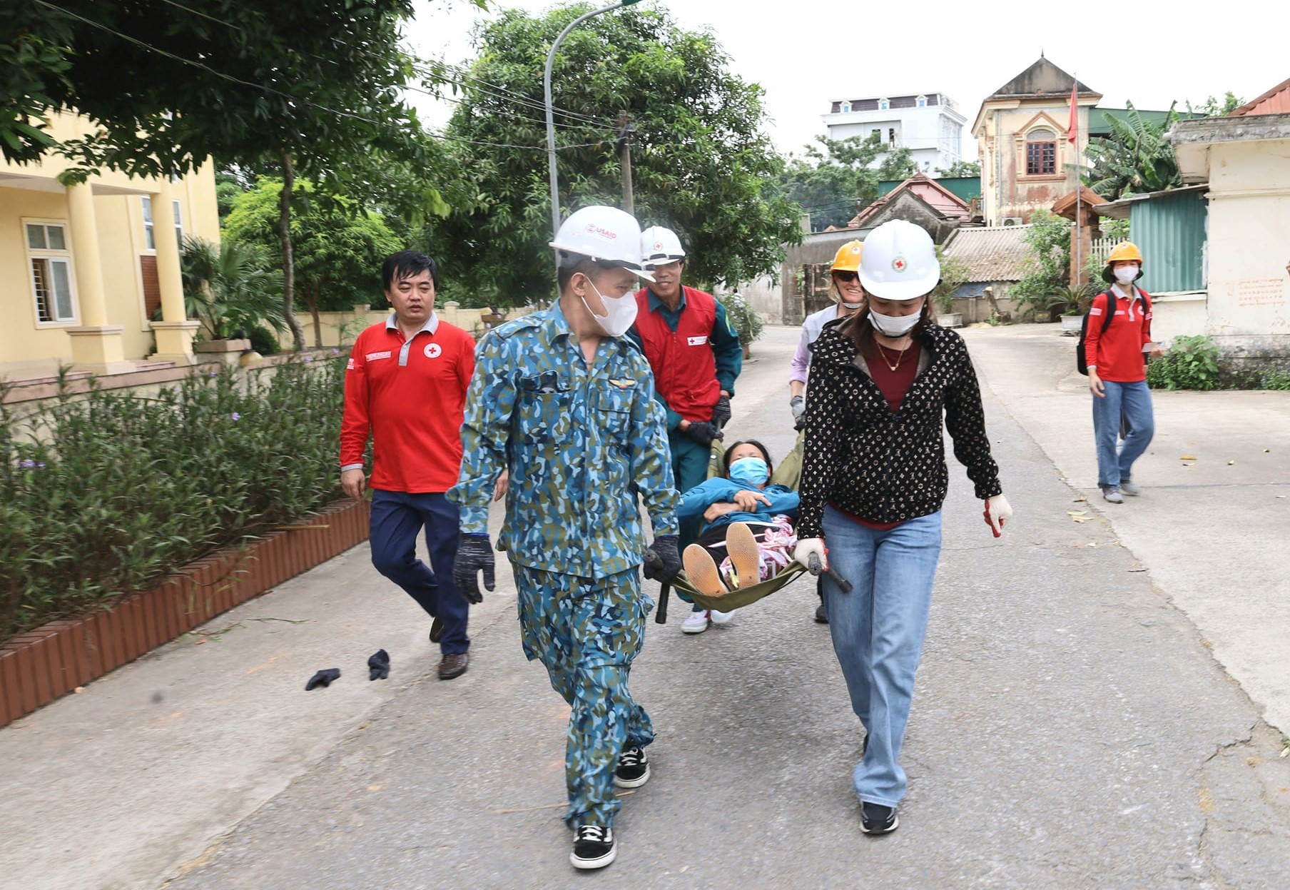 HỘI CHỮ THẬP ĐỎ VIỆT NAM