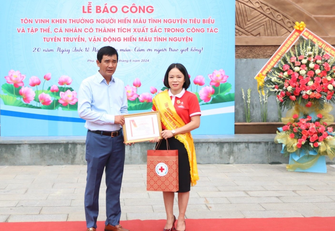 HỘI CHỮ THẬP ĐỎ VIỆT NAM