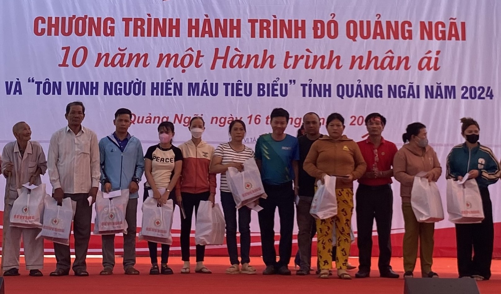 HỘI CHỮ THẬP ĐỎ VIỆT NAM
