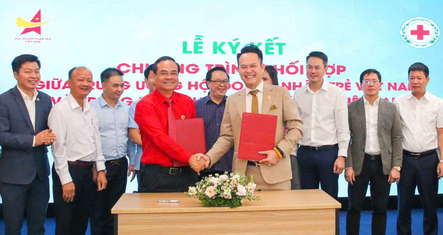 HỘI CHỮ THẬP ĐỎ VIỆT NAM