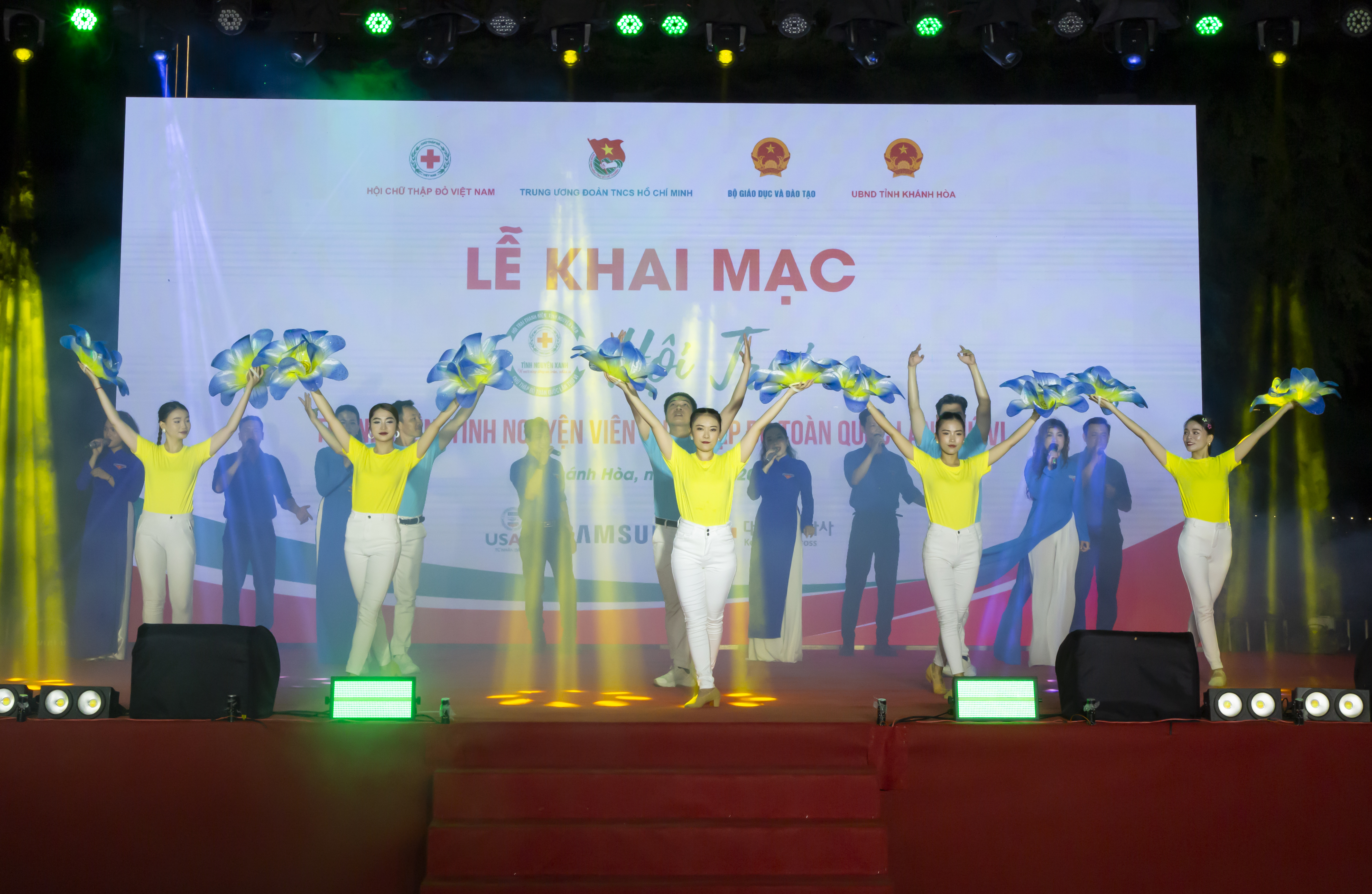 HỘI CHỮ THẬP ĐỎ VIỆT NAM