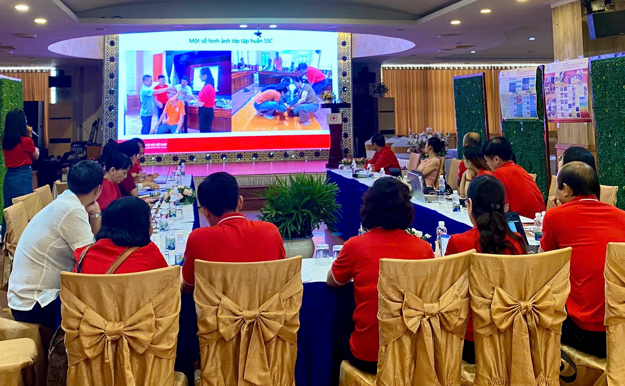 HỘI CHỮ THẬP ĐỎ VIỆT NAM