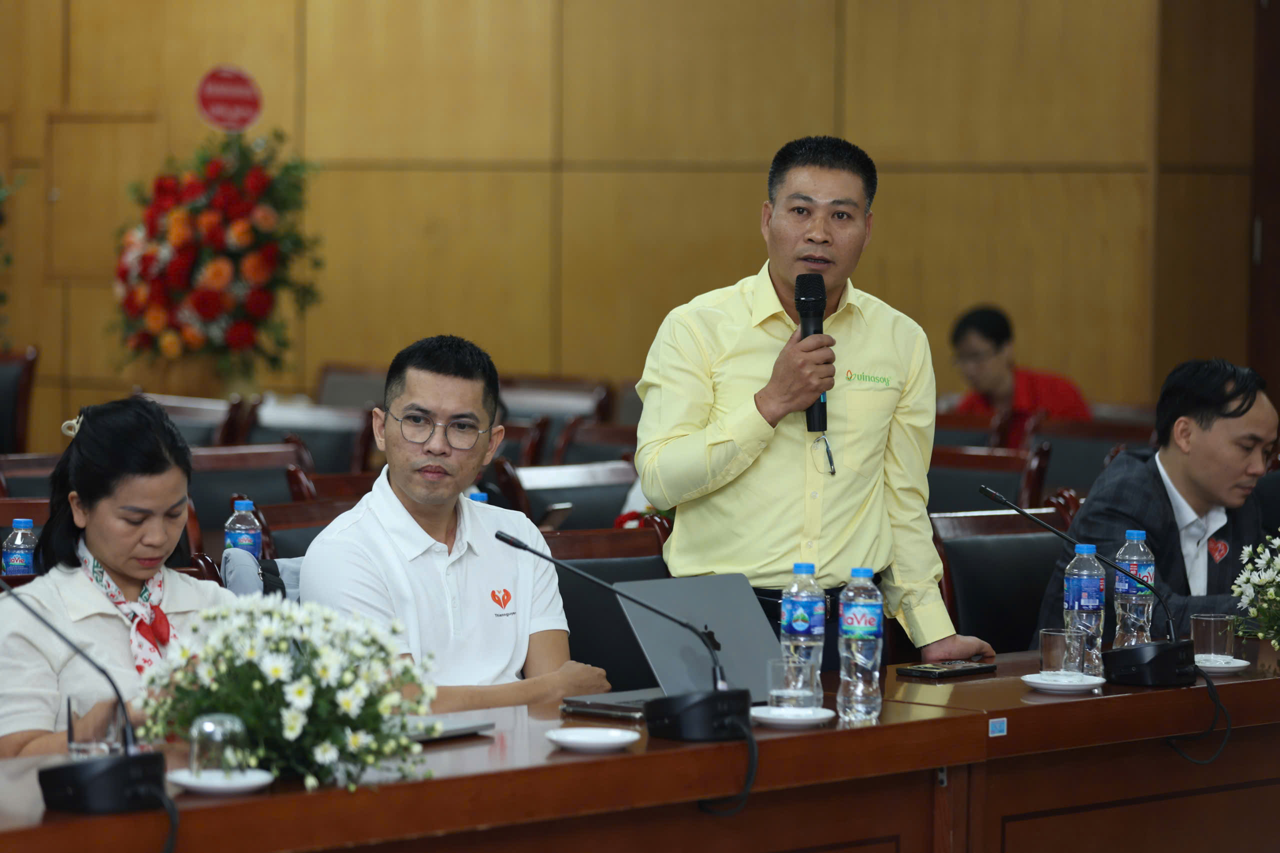 HỘI CHỮ THẬP ĐỎ VIỆT NAM