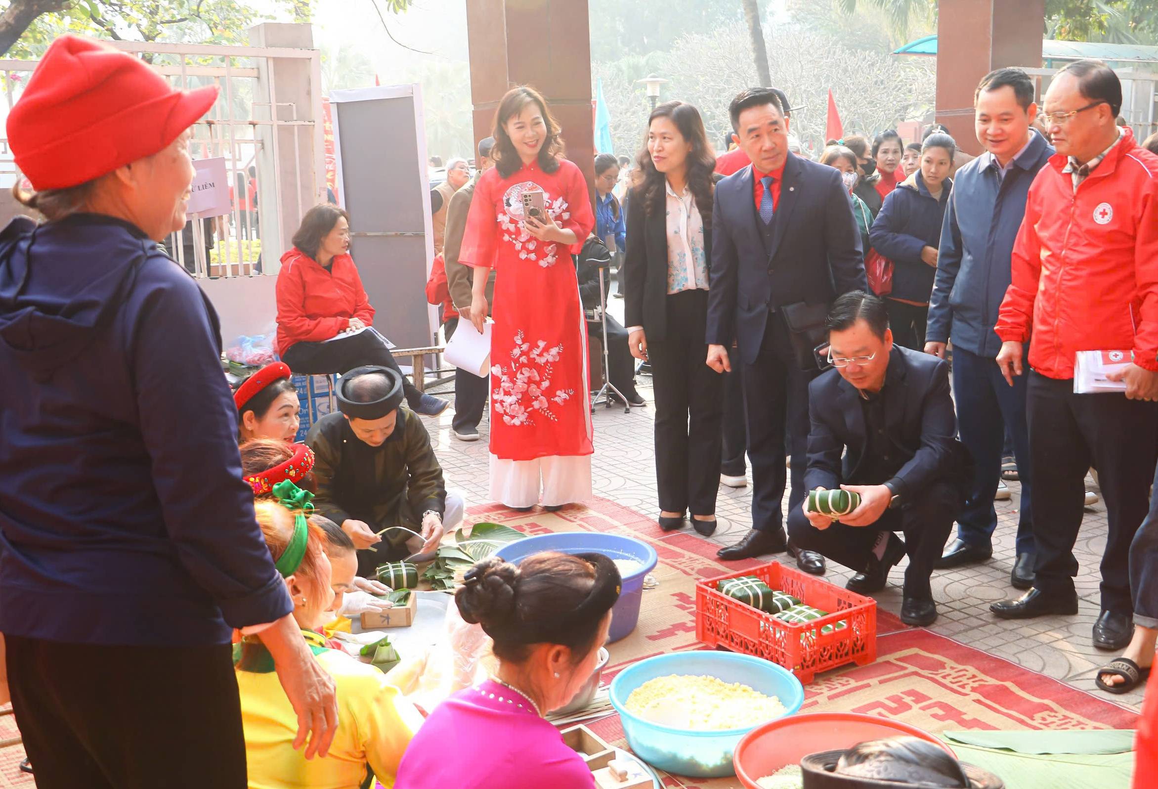 HỘI CHỮ THẬP ĐỎ VIỆT NAM