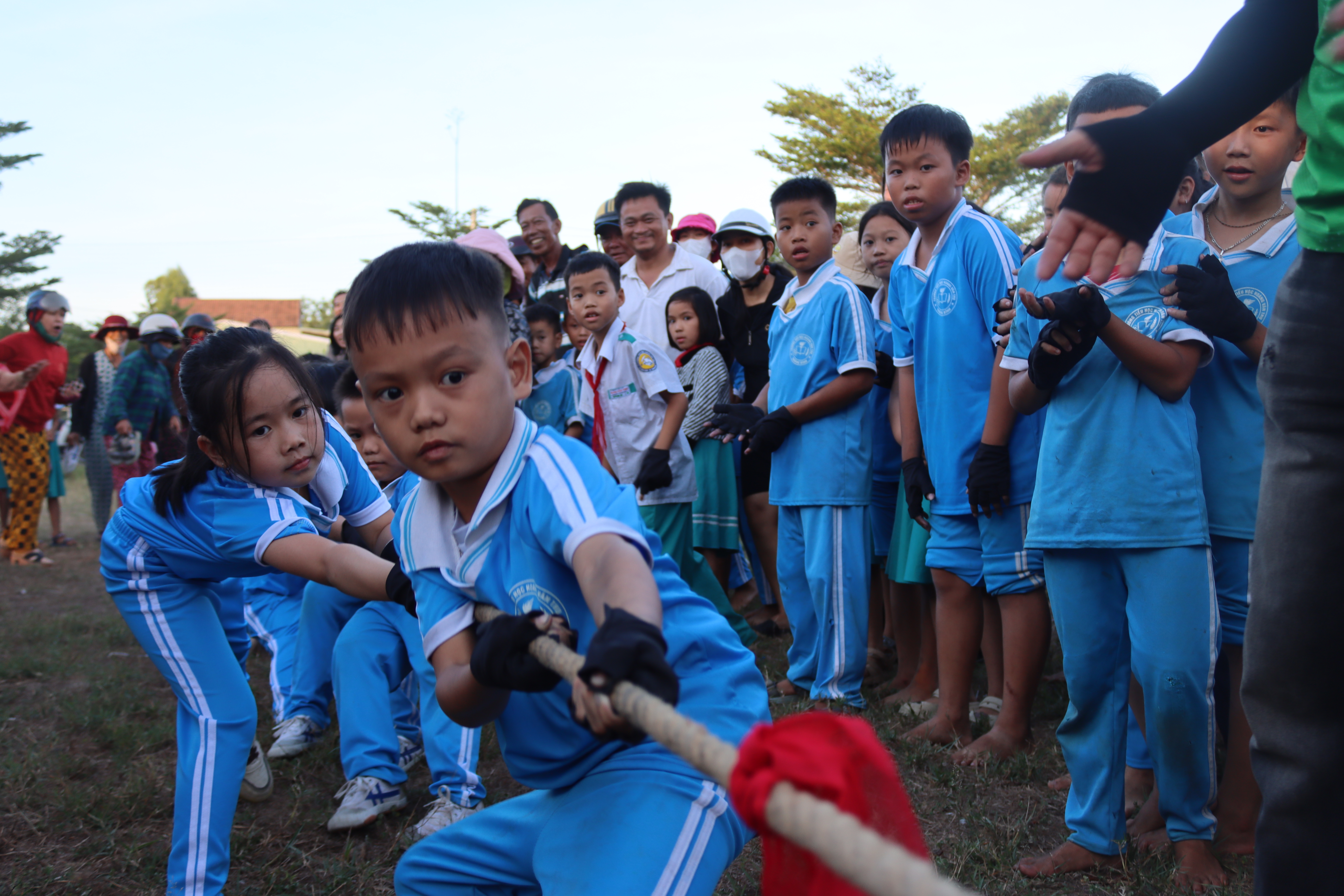 HỘI CHỮ THẬP ĐỎ VIỆT NAM