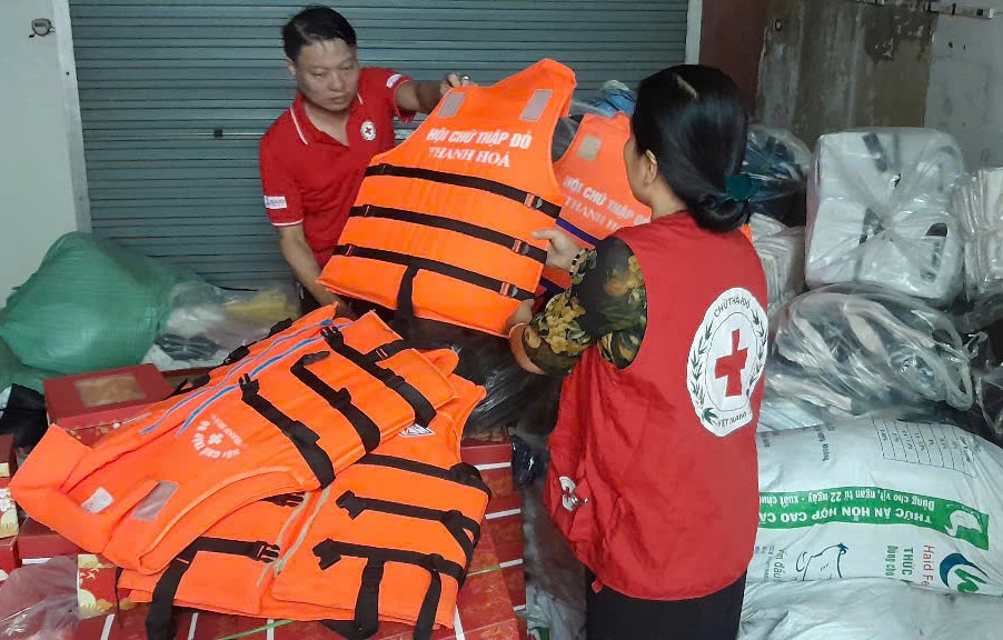 HỘI CHỮ THẬP ĐỎ VIỆT NAM