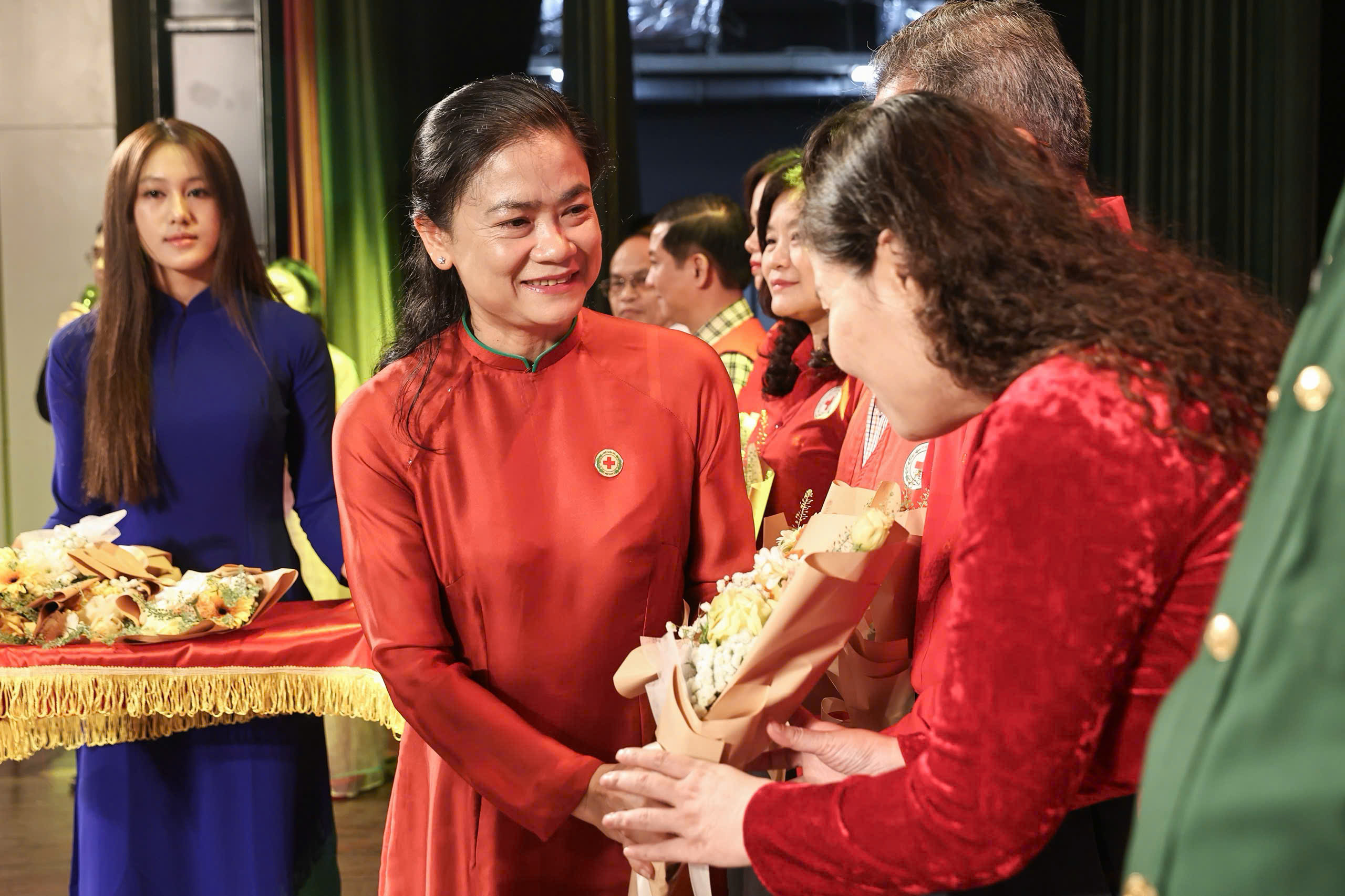HỘI CHỮ THẬP ĐỎ VIỆT NAM