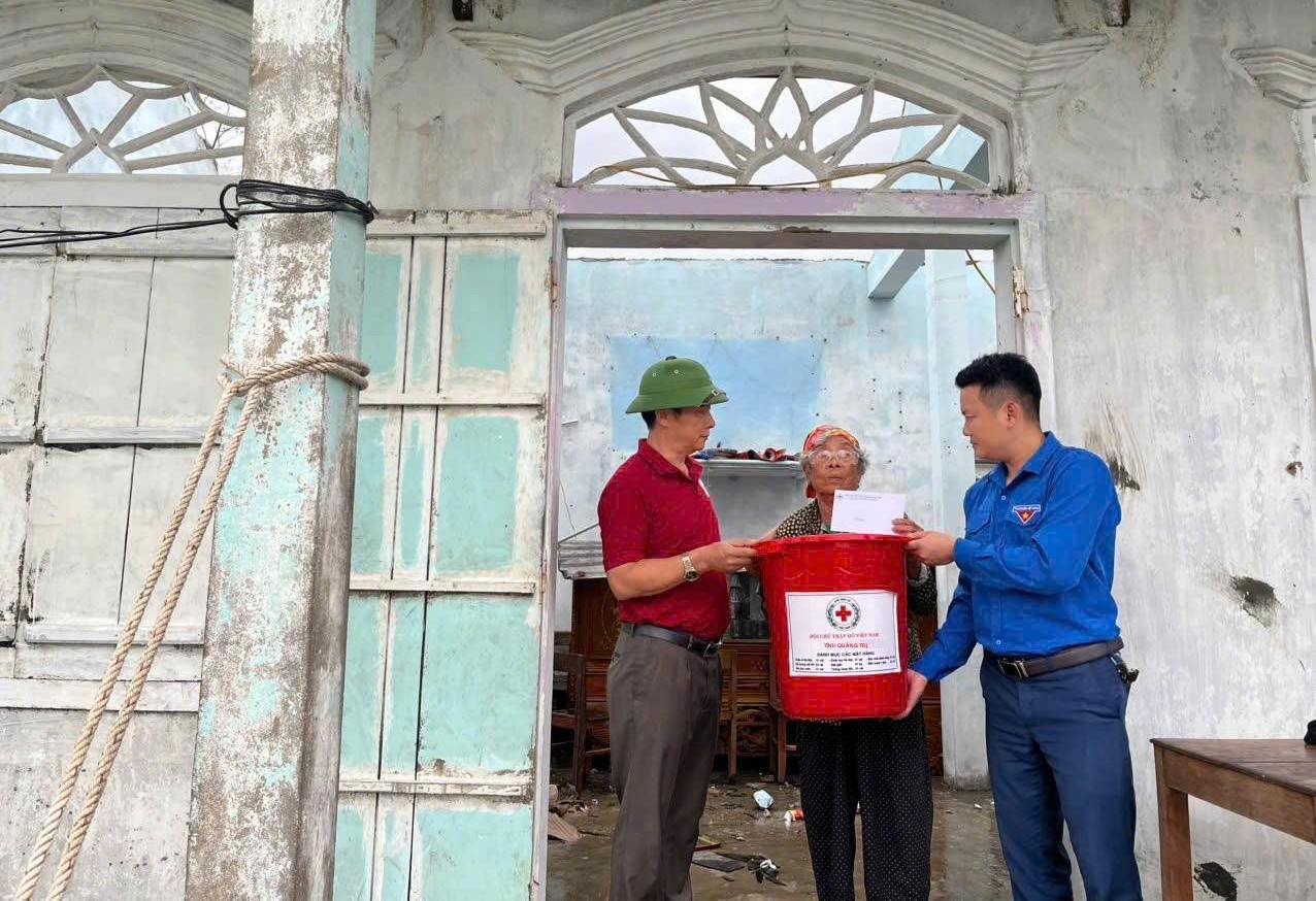 HỘI CHỮ THẬP ĐỎ VIỆT NAM
