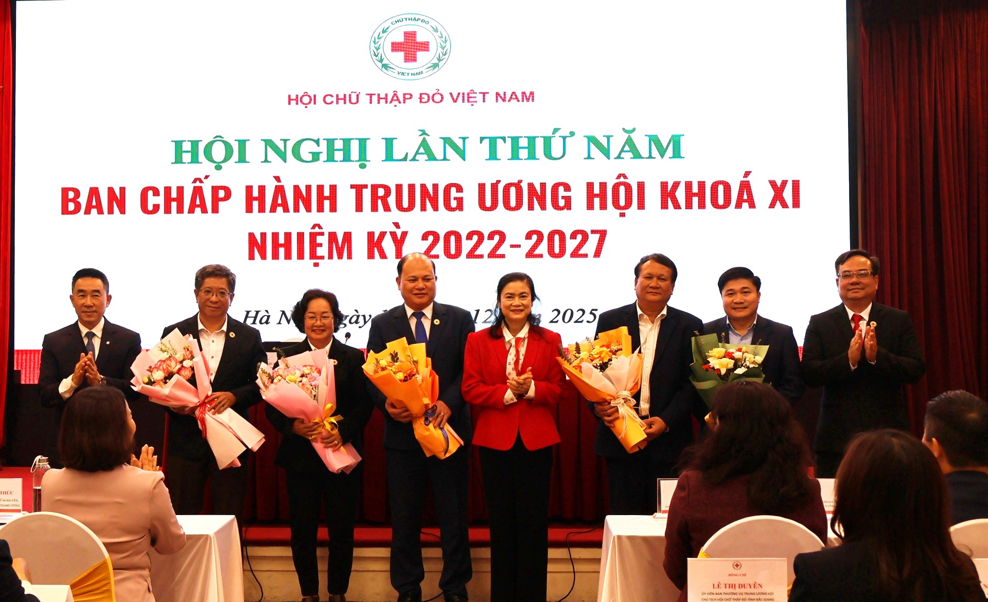 HỘI CHỮ THẬP ĐỎ VIỆT NAM