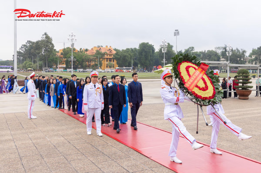HỘI CHỮ THẬP ĐỎ VIỆT NAM