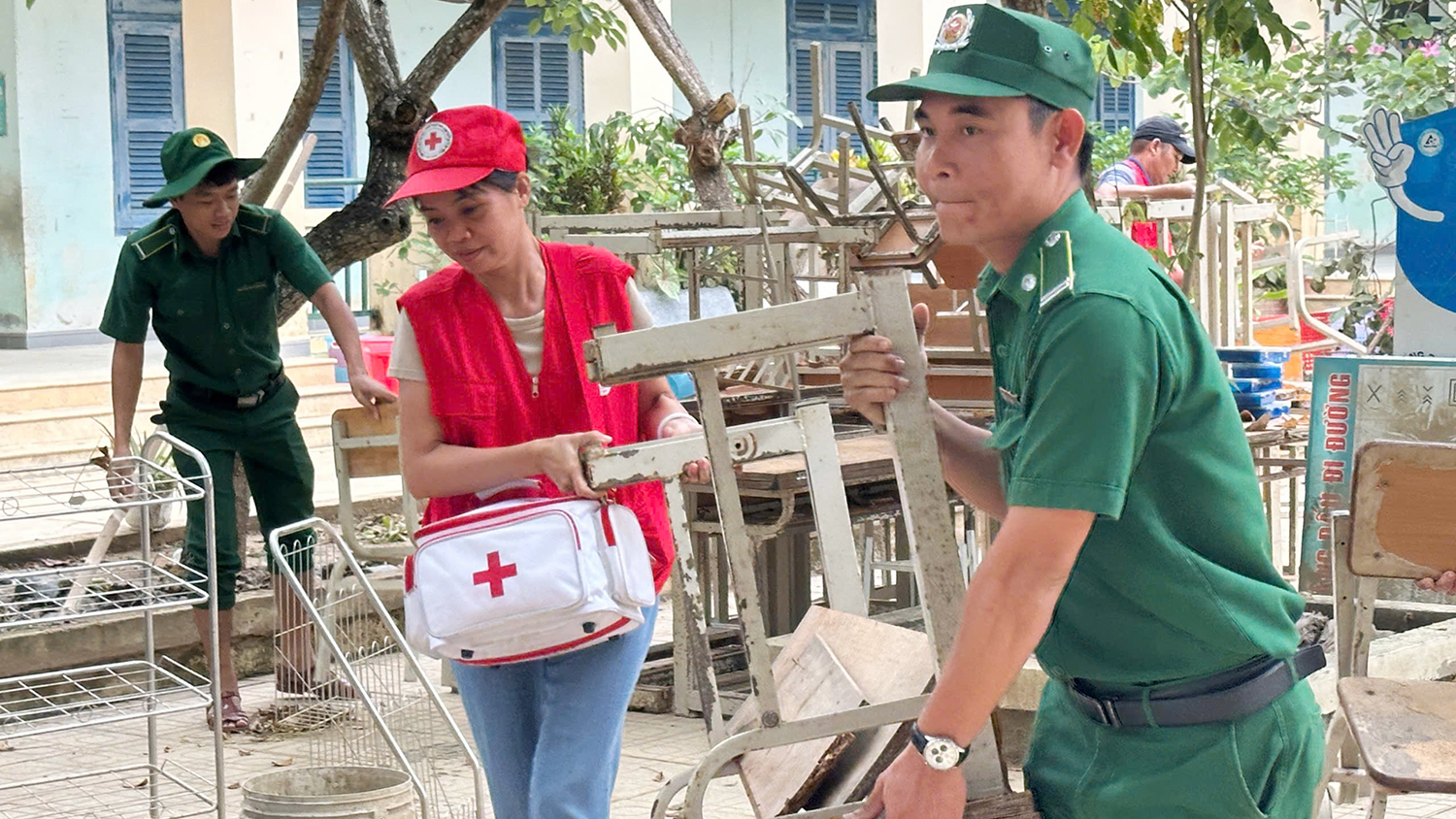 HỘI CHỮ THẬP ĐỎ VIỆT NAM