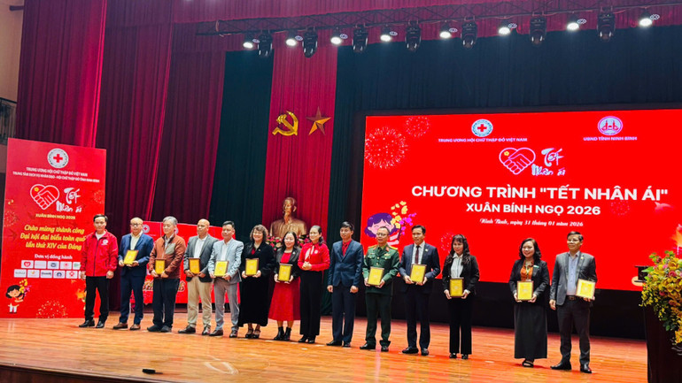 HỘI CHỮ THẬP ĐỎ VIỆT NAM