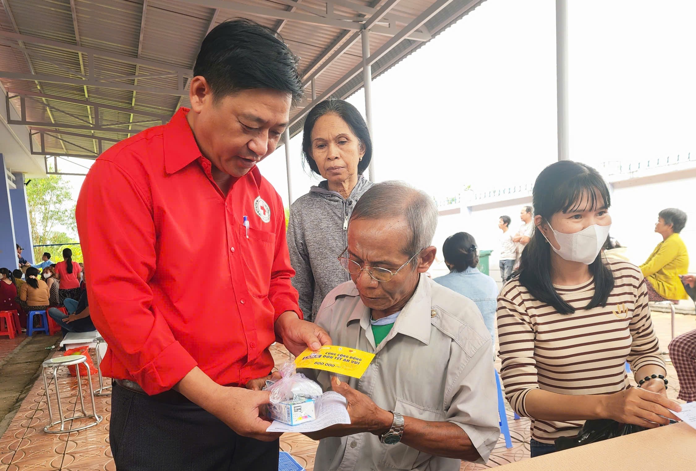HỘI CHỮ THẬP ĐỎ VIỆT NAM