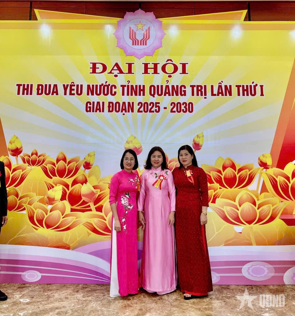 Bông hoa nhân ái tỏa hương đời thường
