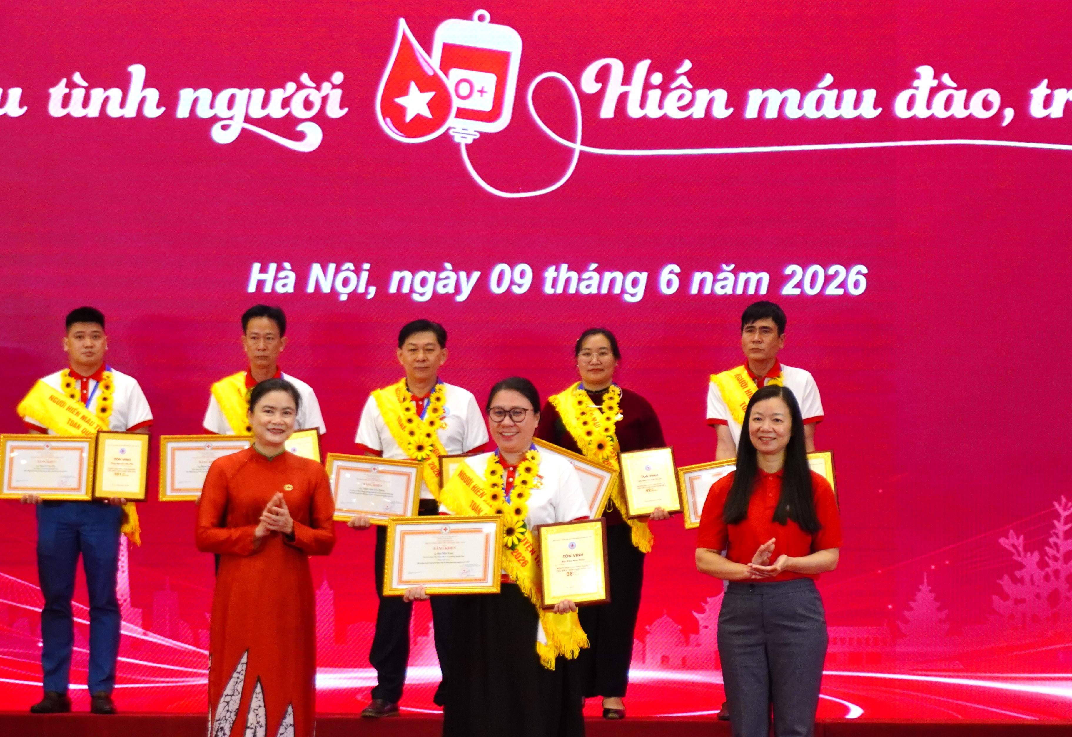 HỘI CHỮ THẬP ĐỎ VIỆT NAM