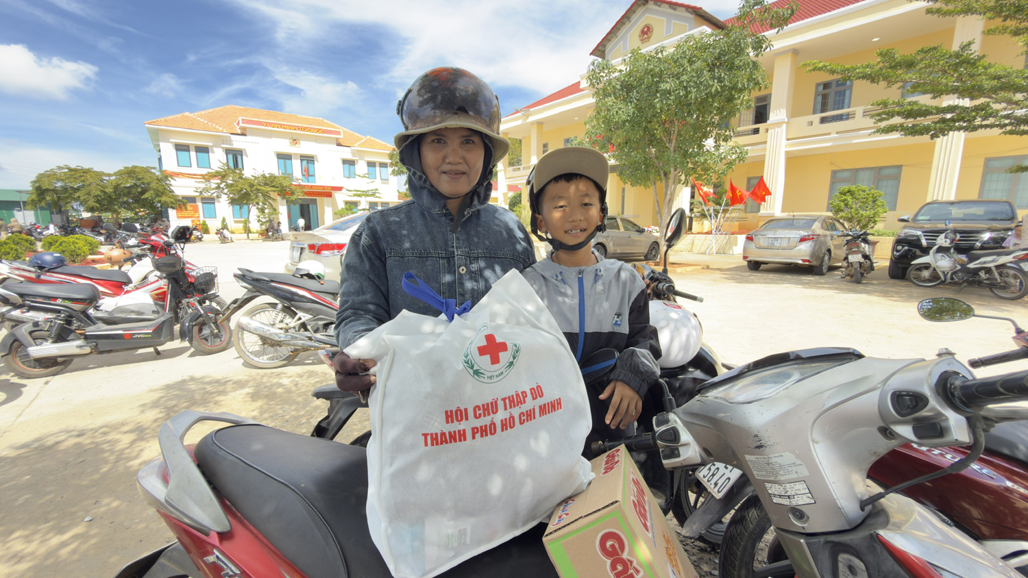 HỘI CHỮ THẬP ĐỎ VIỆT NAM