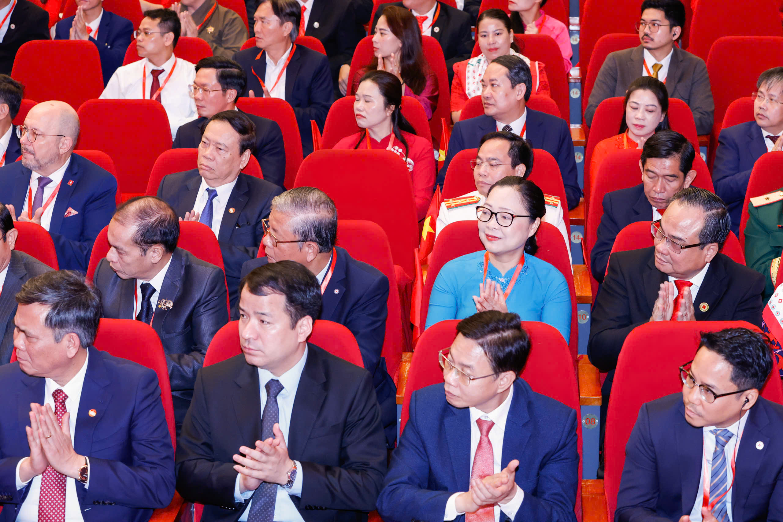 HỘI CHỮ THẬP ĐỎ VIỆT NAM