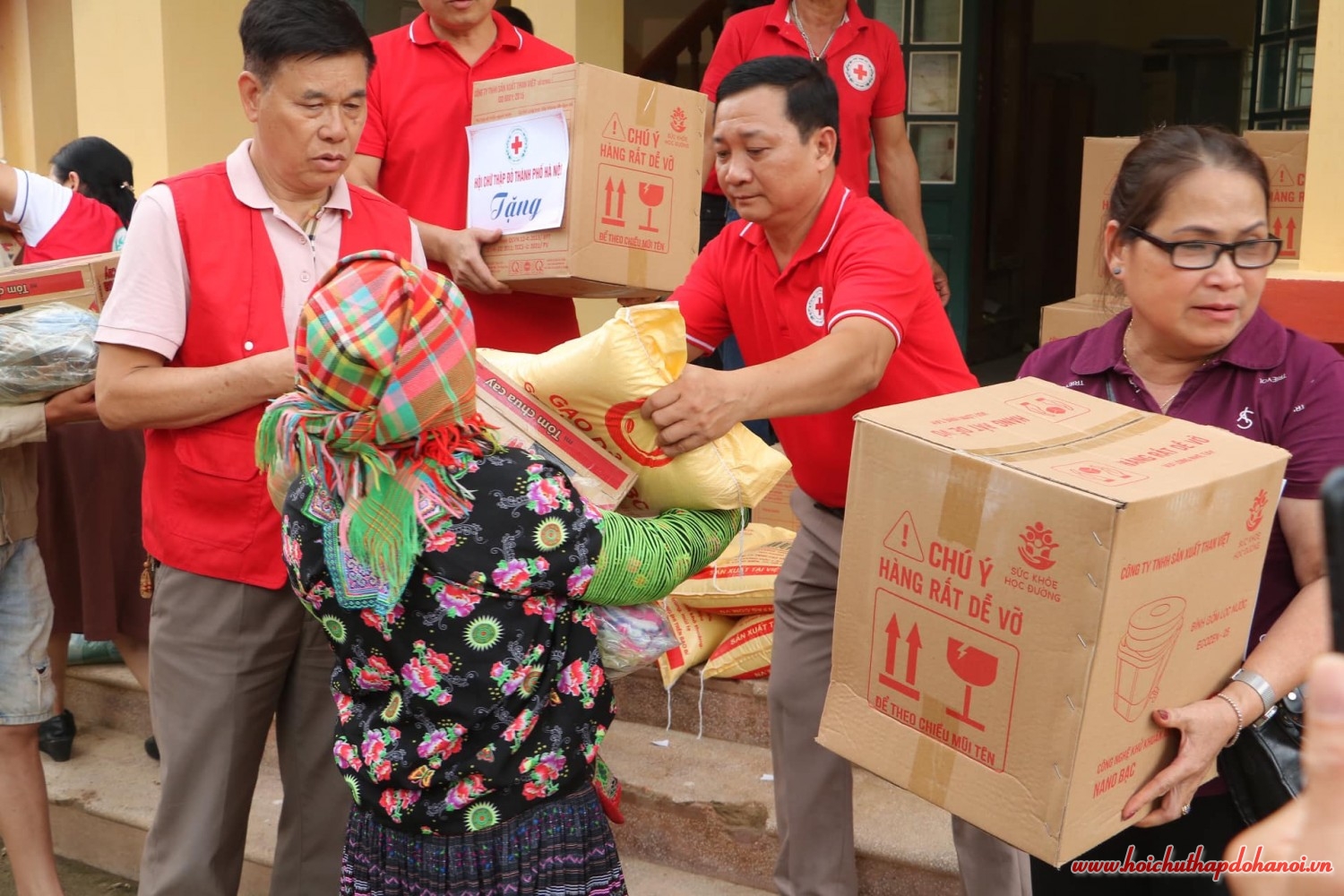 HỘI CHỮ THẬP ĐỎ VIỆT NAM