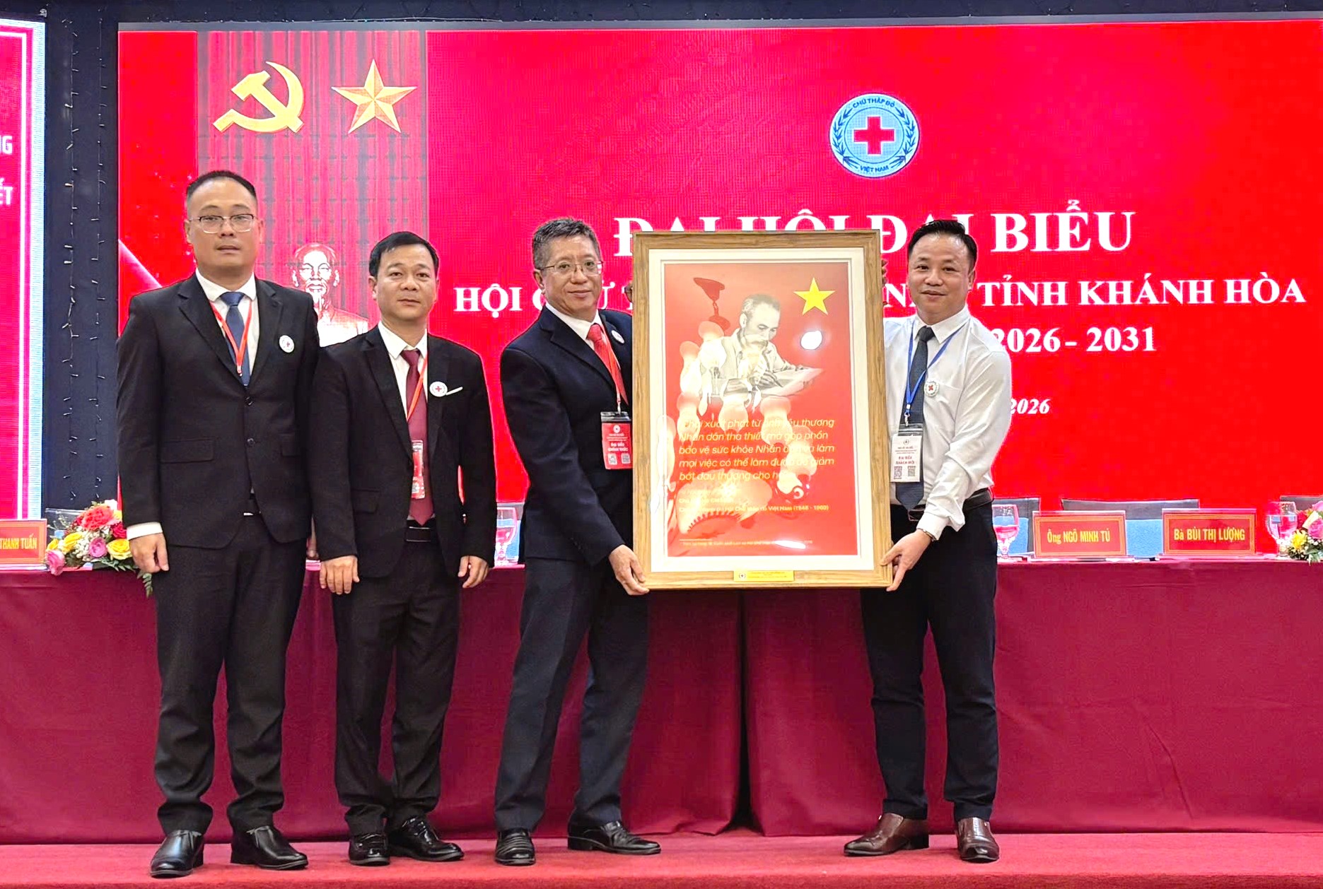 HỘI CHỮ THẬP ĐỎ VIỆT NAM