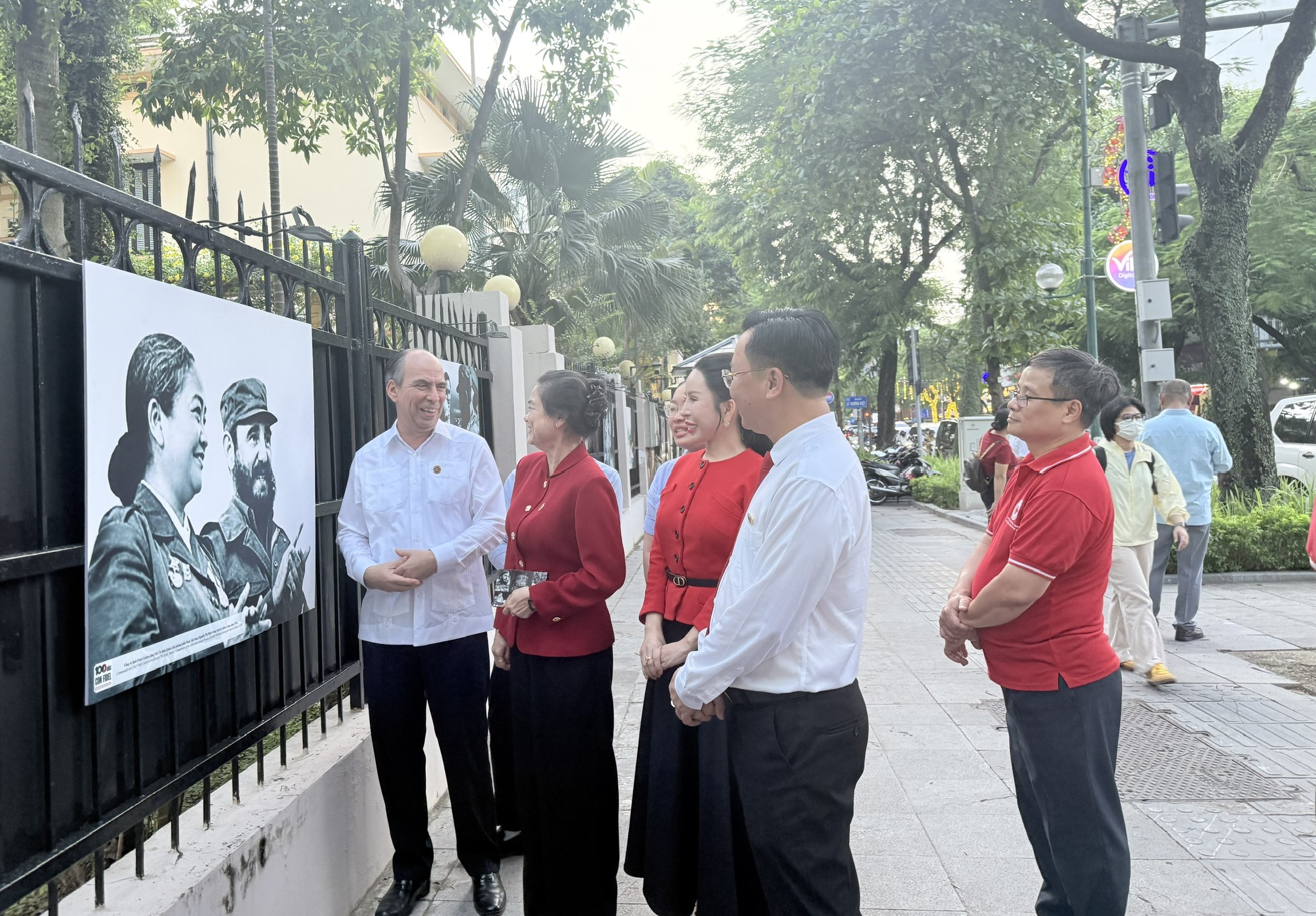 HỘI CHỮ THẬP ĐỎ VIỆT NAM