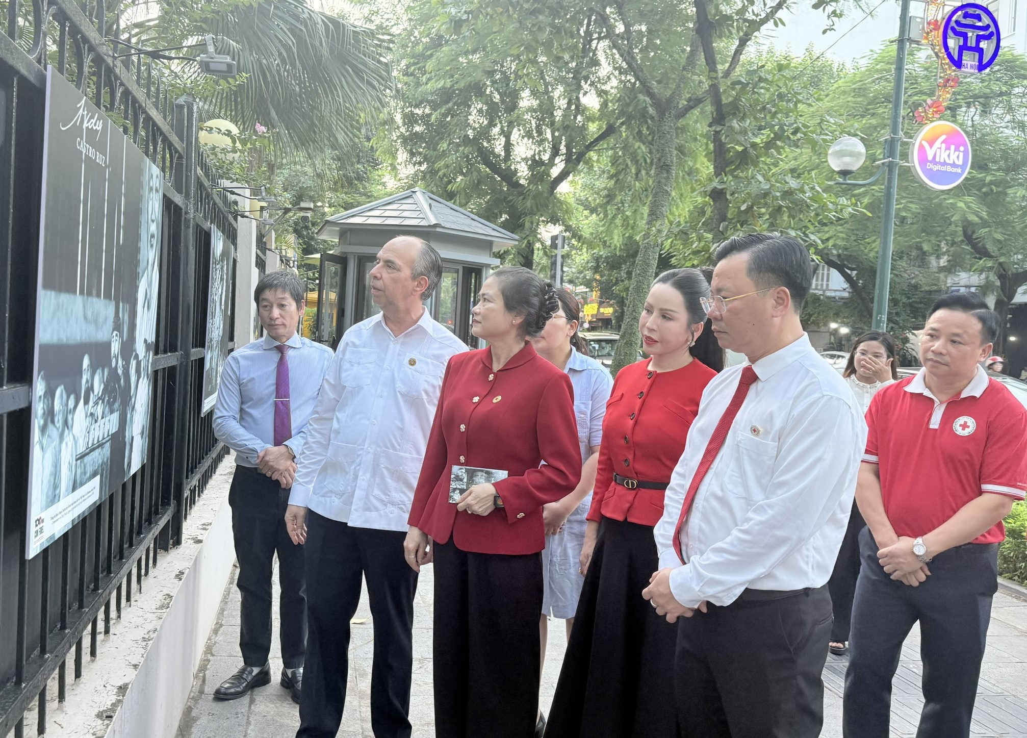 HỘI CHỮ THẬP ĐỎ VIỆT NAM