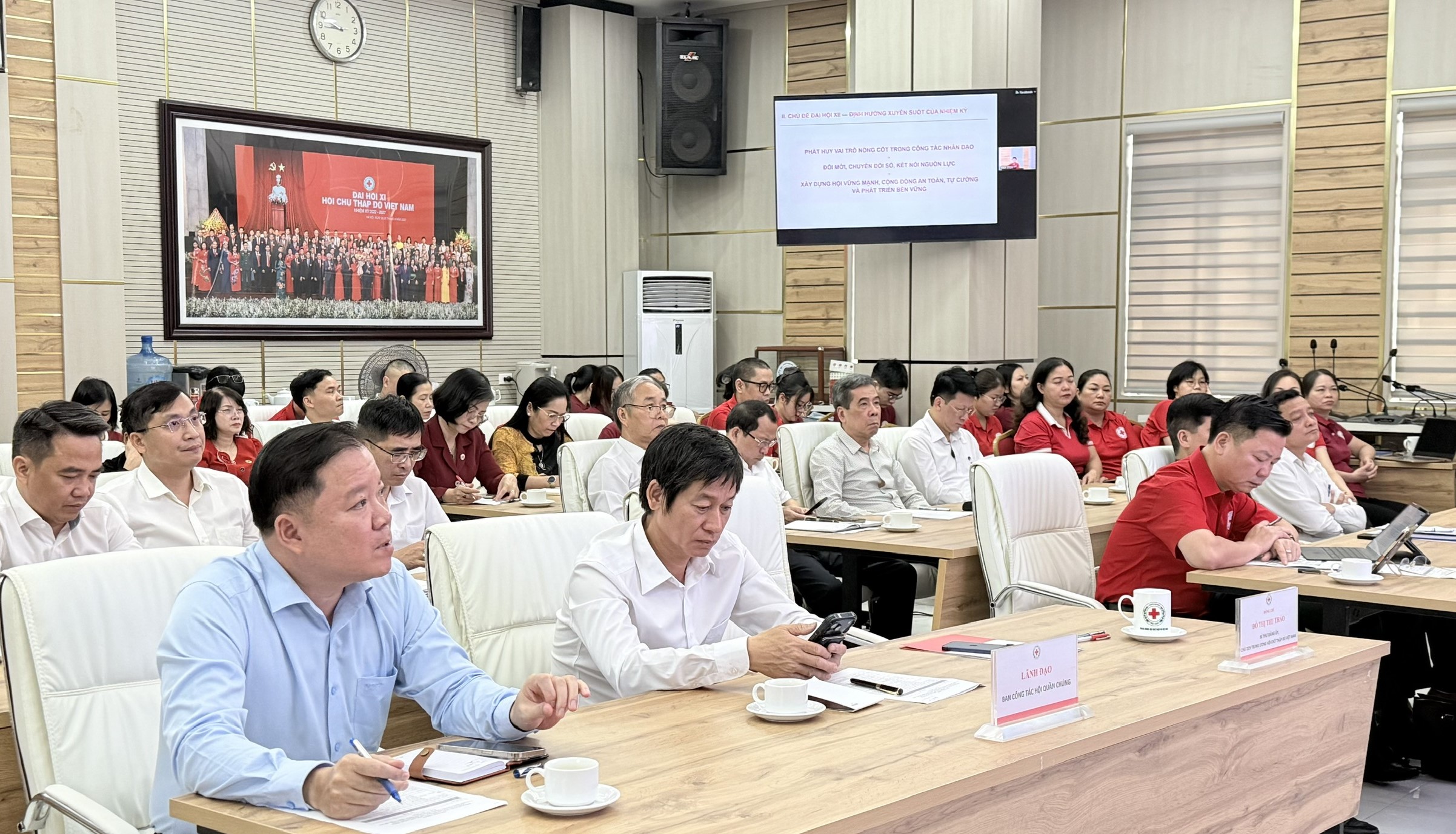HỘI CHỮ THẬP ĐỎ VIỆT NAM